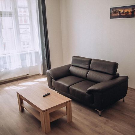 Grand Apartments In The Centre Of تبليتسه المظهر الخارجي الصورة