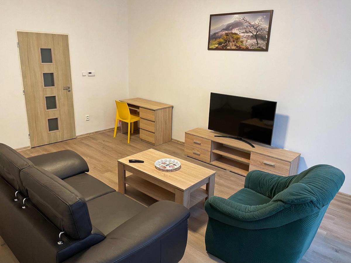Grand Apartments In The Centre Of تبليتسه المظهر الخارجي الصورة