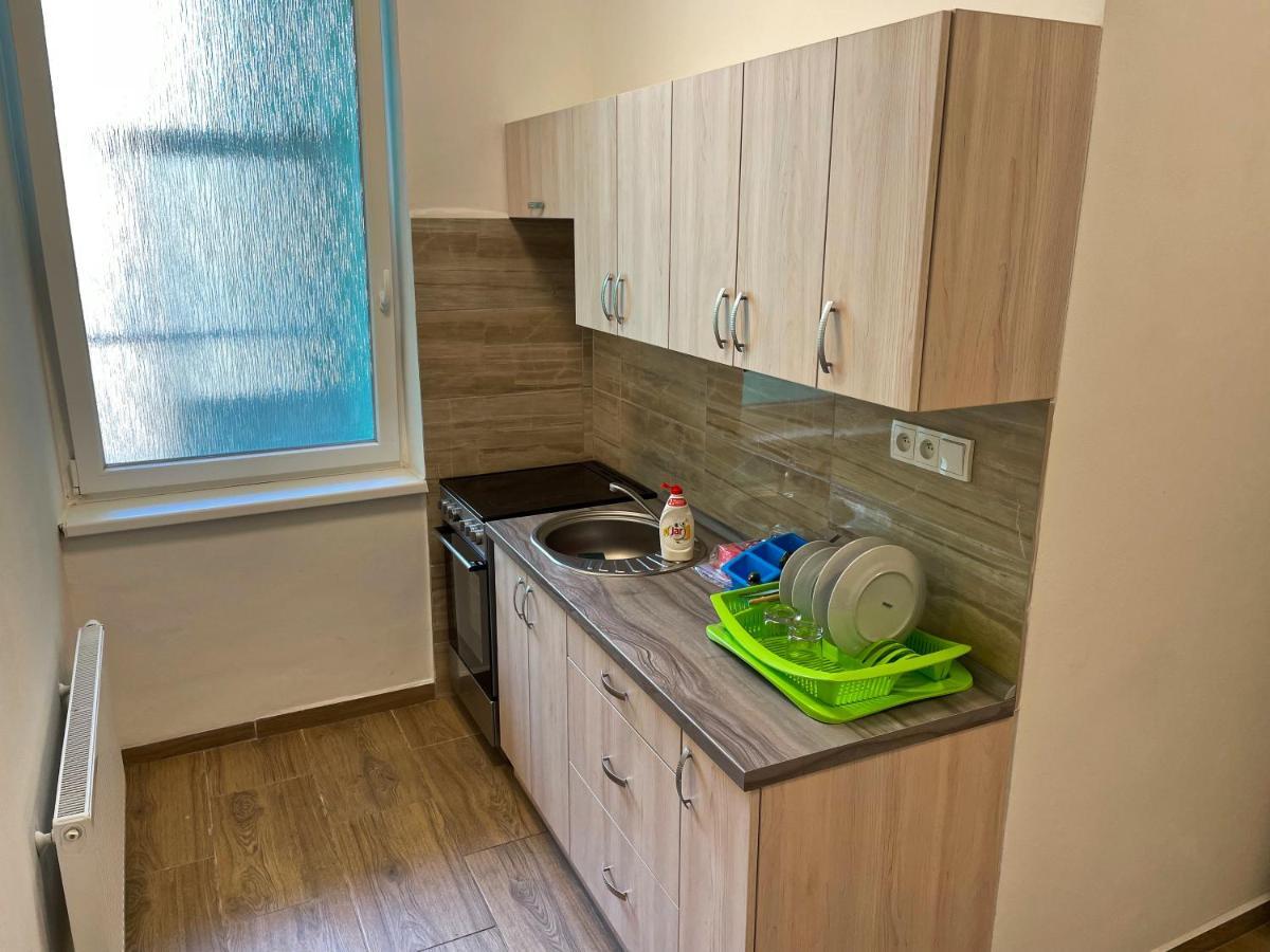 Grand Apartments In The Centre Of تبليتسه المظهر الخارجي الصورة