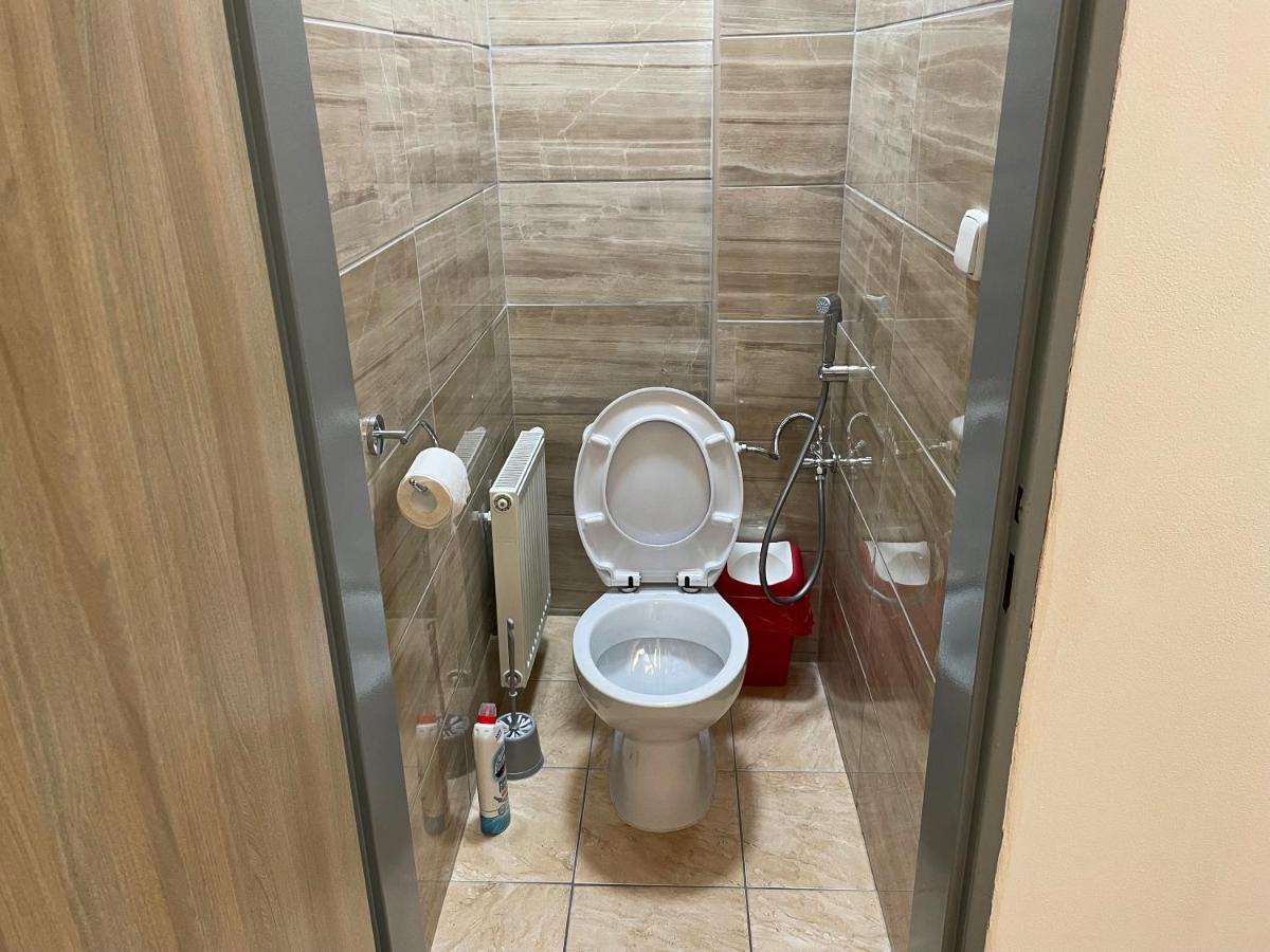 Grand Apartments In The Centre Of تبليتسه المظهر الخارجي الصورة