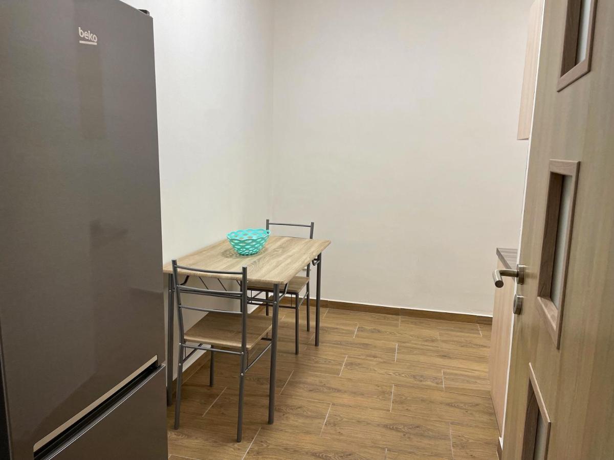 Grand Apartments In The Centre Of تبليتسه المظهر الخارجي الصورة