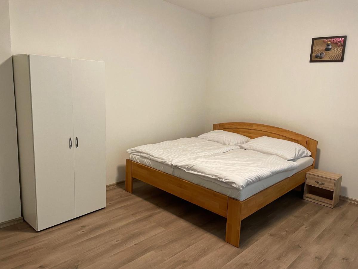 Grand Apartments In The Centre Of تبليتسه المظهر الخارجي الصورة