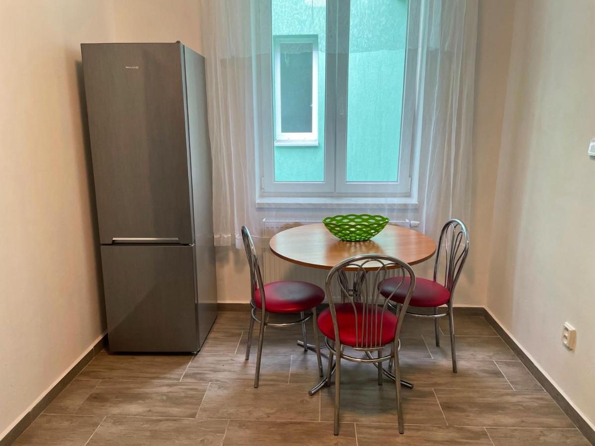 Grand Apartments In The Centre Of تبليتسه المظهر الخارجي الصورة